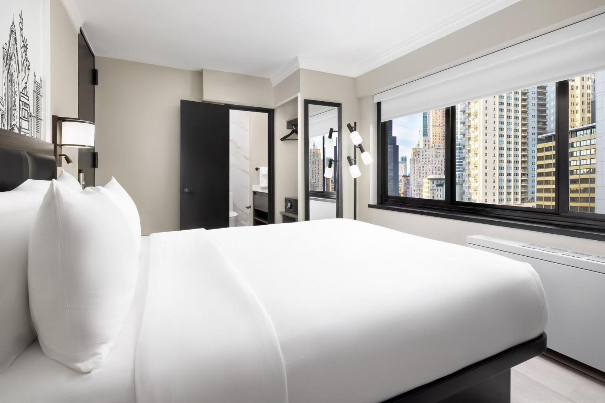 The Manhattan At Times Square New York City Exterior photo